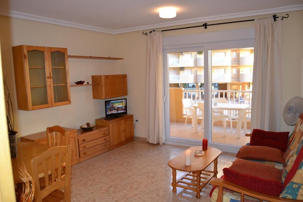 Apartamentos Turisticos Puerto Tomas Maestre La Manga del Mar Menor Oda fotoğraf